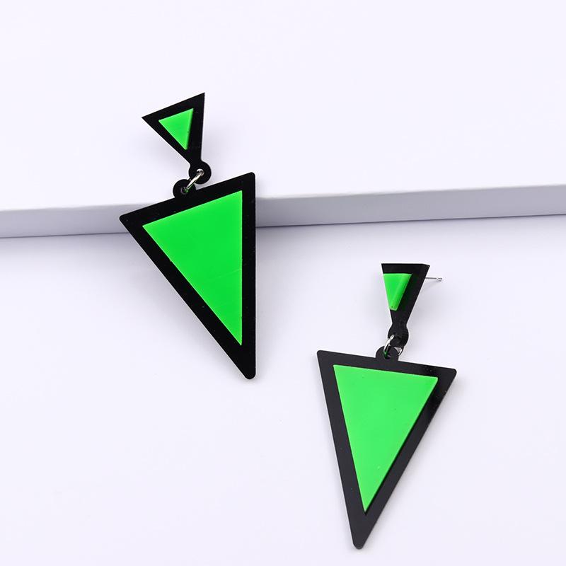 Korean Fashion Fluorescent Colorful Triangle Acrylic Drop Earrings for Women Big Geometric Pendant Earring 2026 Trend Jewelry