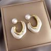 Irregular Metal Painted Oil Stud Earrings for Women, Imitation Pearl Ear Plug Niche Design, Elegant Ins Korean Version Jewelry