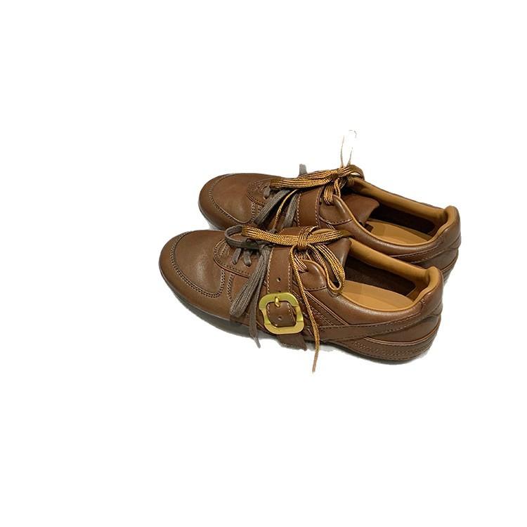 Grape mother has the same retro round head, double shoelaces, belt buckles, platform German training shoes, women's fashionable and comfort