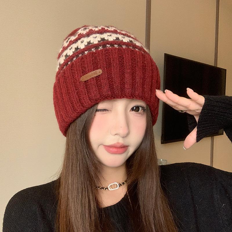 Knitted Hat Women's Woolen Hat Retro Jacquard Autumn and Winter Christmas Atmosphere Warm Ear Protective Hood