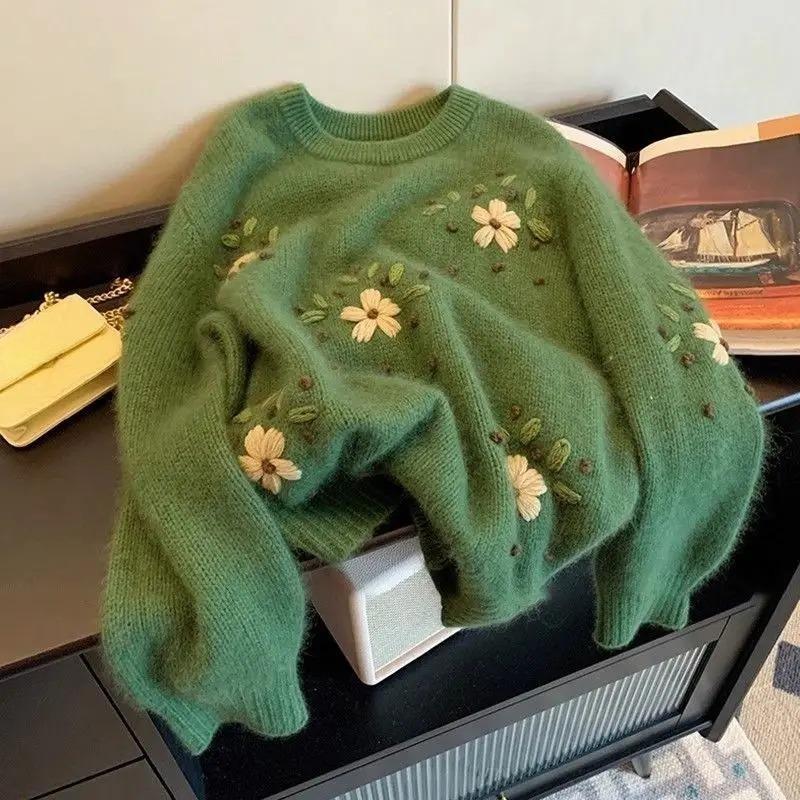 Sweater Women's Retro Jacquard Embroidery Soft Warm O-Neck Knitted Sweater Autumn Loose Forest Series Green Knitted Top