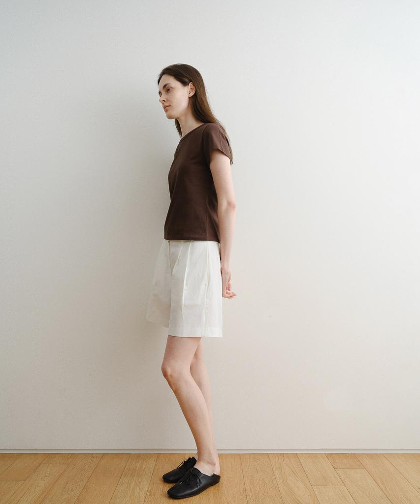 DENOAH Posie Half Pants (White)