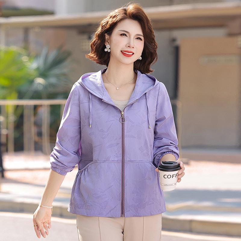 

Elegant Spring Cardigan for Middle-Aged & Elderly Women, Casual Style for Ages 40-60 XL (95-110 lbs)