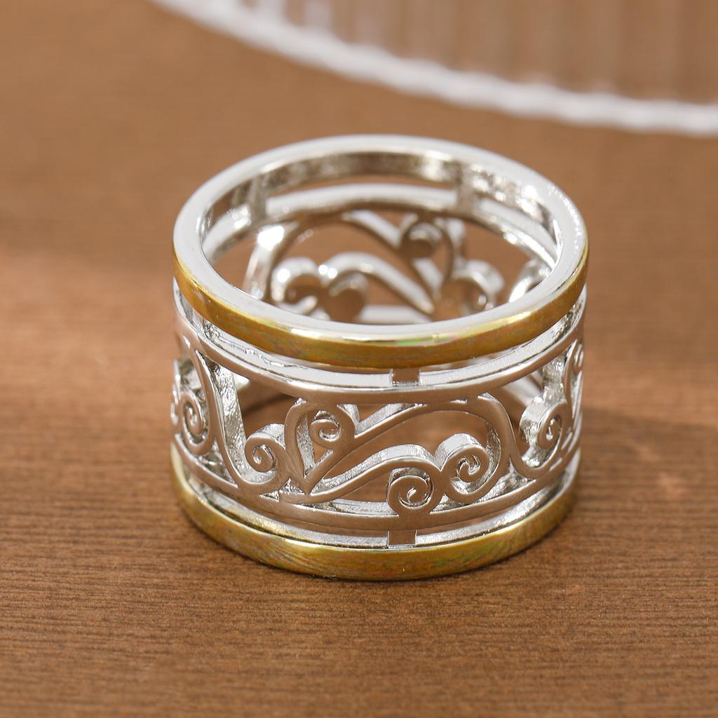 Luxurious Two-color Hollowed-out Curly Pattern Ring Made of Copper. Women's Jewelry Ring Suitable for Parties and Gatherings.