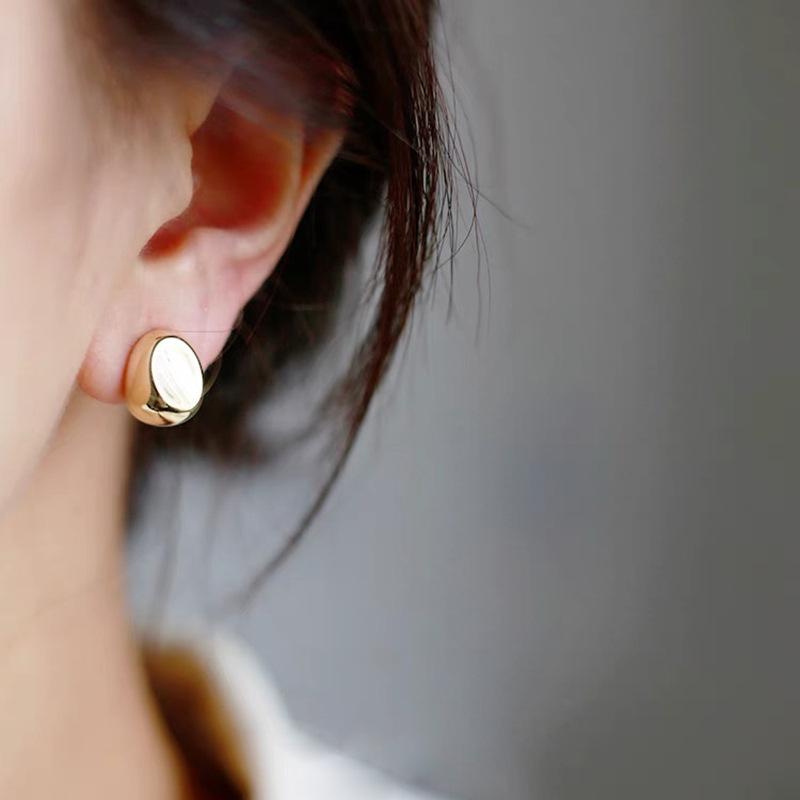 New Golden Bean Mosquito Coil Disc Ear Clips Premium French Earrings Women's Niche Design Delicate Earrings No Ears Pierced