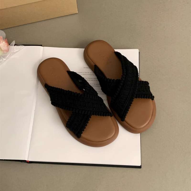 

Platform slippers female summer wear 2025 fairy wind bohemian sandals vacation soft flat large size beach shoes 42 чорний