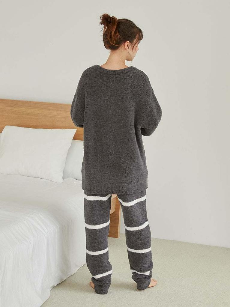Gelato Pique Powder Logo JQD Pullover and Long Pants Set CGRY (PWNT245096) Women's