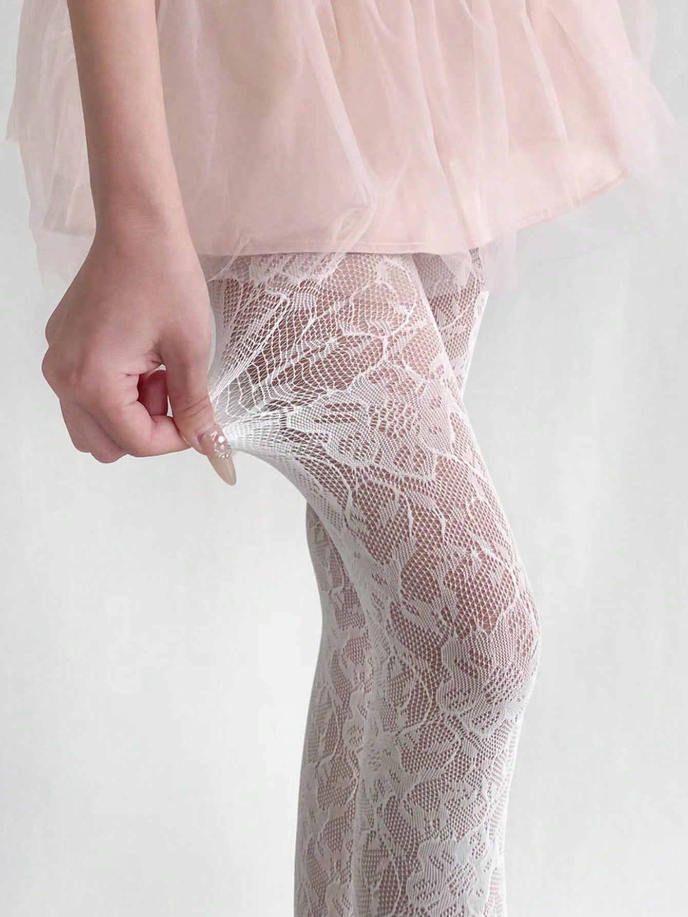 

1 Pc Y2K Fashion Gothic Flower Hollow Out Sexy Pantyhose Women Fishnet Ins Hot Girls Jk Tights Elastic Leggings One Size