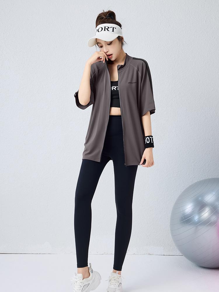 2026 New Arrival Plus Size Slimming Three-Piece Fitness Set: Short Sleeve Zipper Top, Belly Covering, Tapered Leg Pants