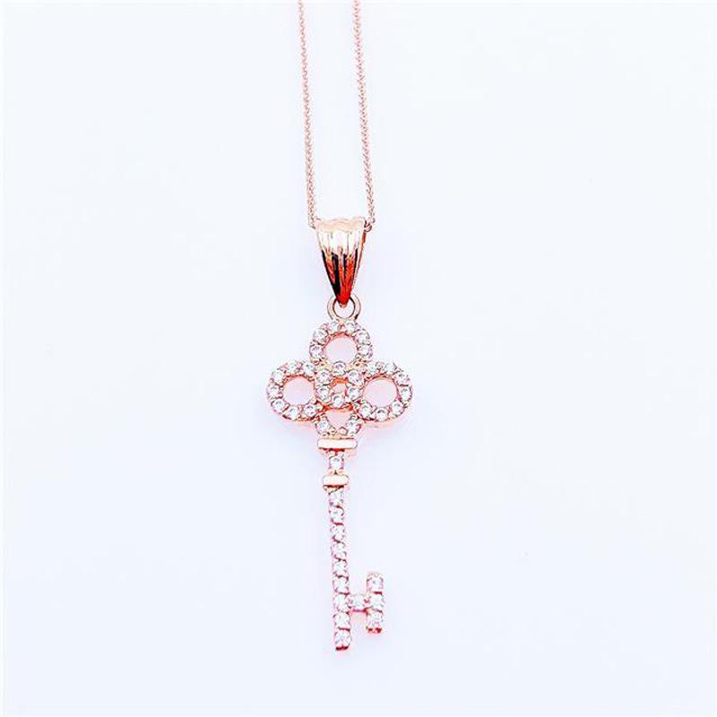 Exquisite 585 Purple Gold Russian Inlaid Zircon Shiny Key Pendant Fashionable High-End Rose Gold Plated Necklace