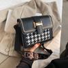 New Women's Bag Fashion Retro Small Square Bag Crossbody Bag One Shoulder Bag Tide