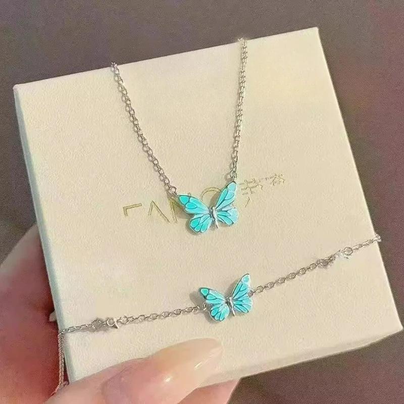 Glow In The Dark Pendant Necklace Bracelet Mermaid Spiral Fashion Jewelry Night Necklace Butterfly Necklace Women Jewelry
