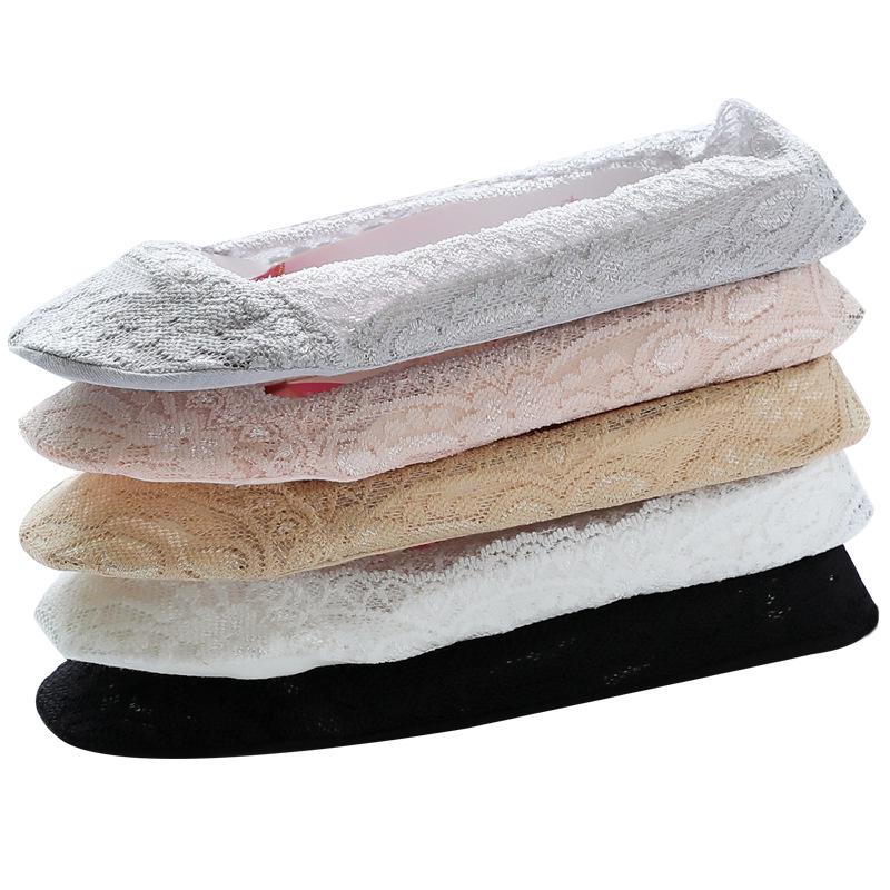 Șosete Scurte din Dantelă Stil Japonez pentru Femei - Drăguțe, Subțiri, cu Talpă din Bumbac Antiderapantă cu Silicon, Șosete Invizibile Tip Barcă de Primăvară/Vară