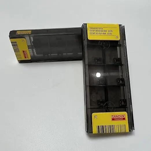 

Оригінальна твердосплавна пластина Sandvik / CCMT060204-KM 3225 для ЧПУ 10 шт.
