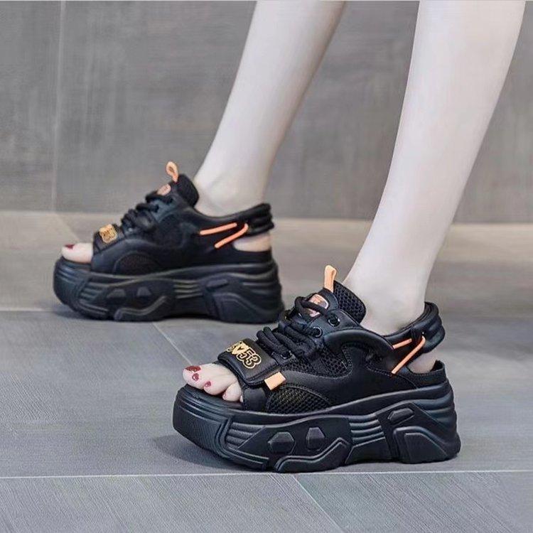 Wedge Heel Fashionable Outdoor Sandals