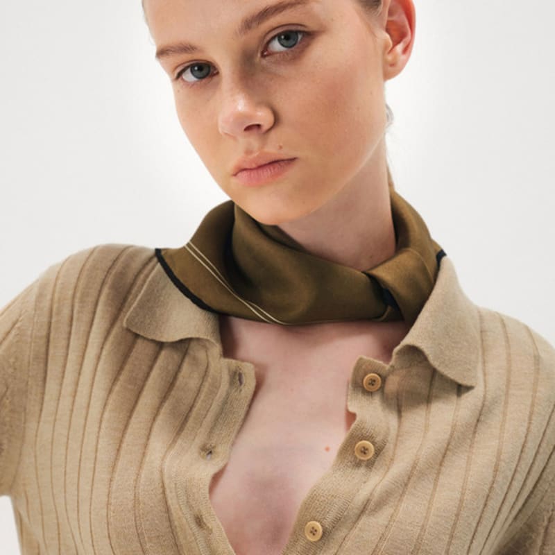 MAGJAY Silk Line Scarf_Khaki