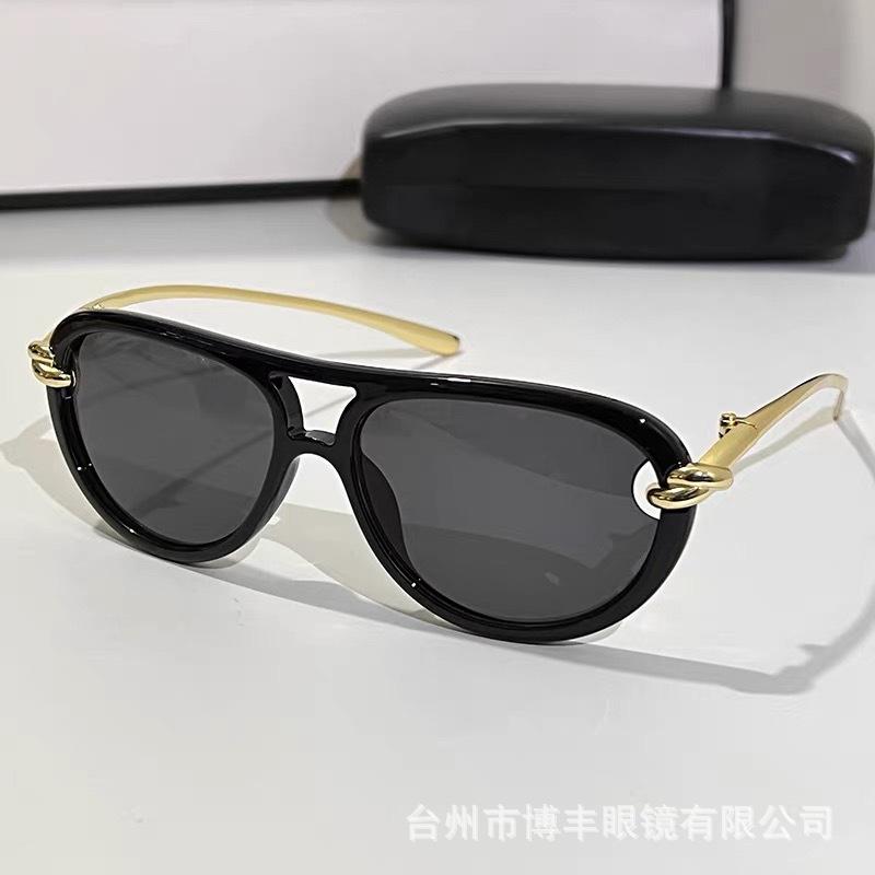 High-End Show Square Double Beam Style Fashion Sunglasses Men S Personality Street Photography Trend Sunglasses