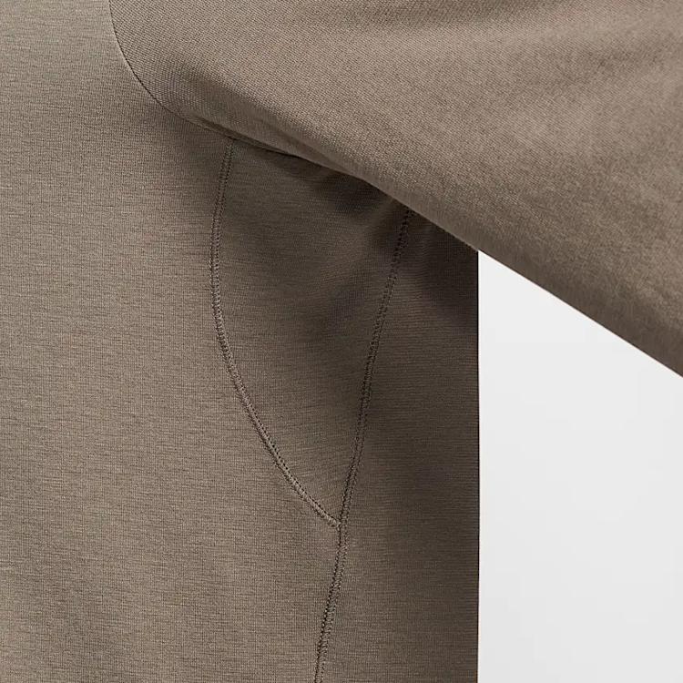 Nike Dri-Fit One Relaxed Solid Comfortable Quick-Dry Long Sleeve T-Shirt Women Tops Mink-Brown FN2818-233