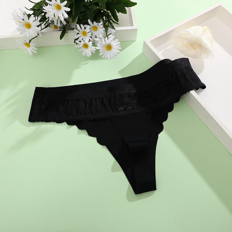 Ice Silk Seamless Panty for Women Lace Underwear Wavy Edge Underpants Breathable and Soft Panties S-XL