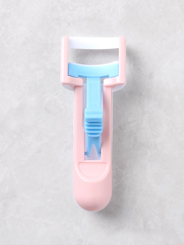 Practical Eyelash Curler