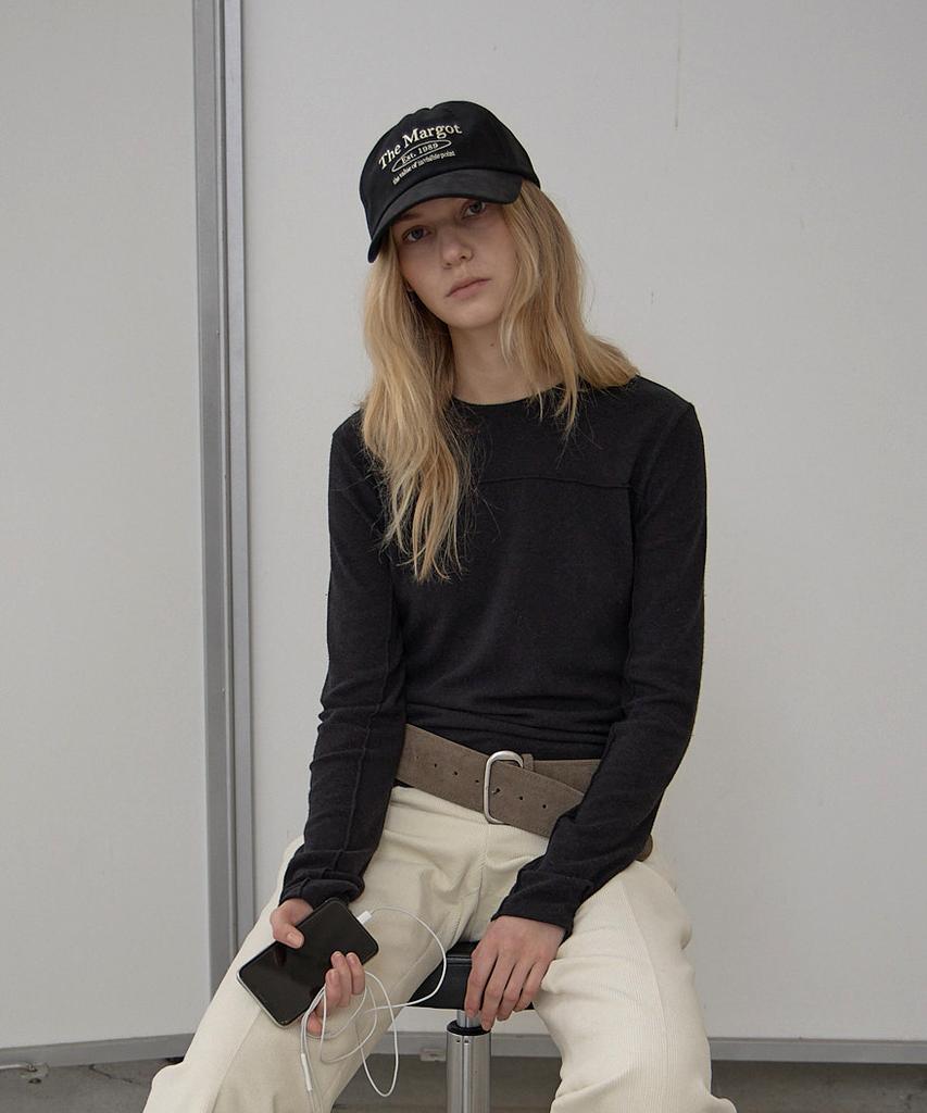 Deomago Pintuck Warm Long Sleeve Tee_Charcoal