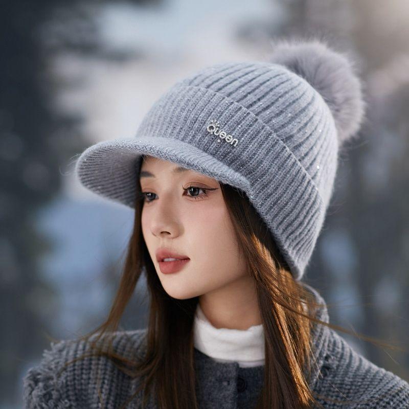 Hat Women's Autumn and Winter Warm Plush Wool Hat Winter Cycling Cold Protection Ear Protection Duck Tongue Knitted Hat