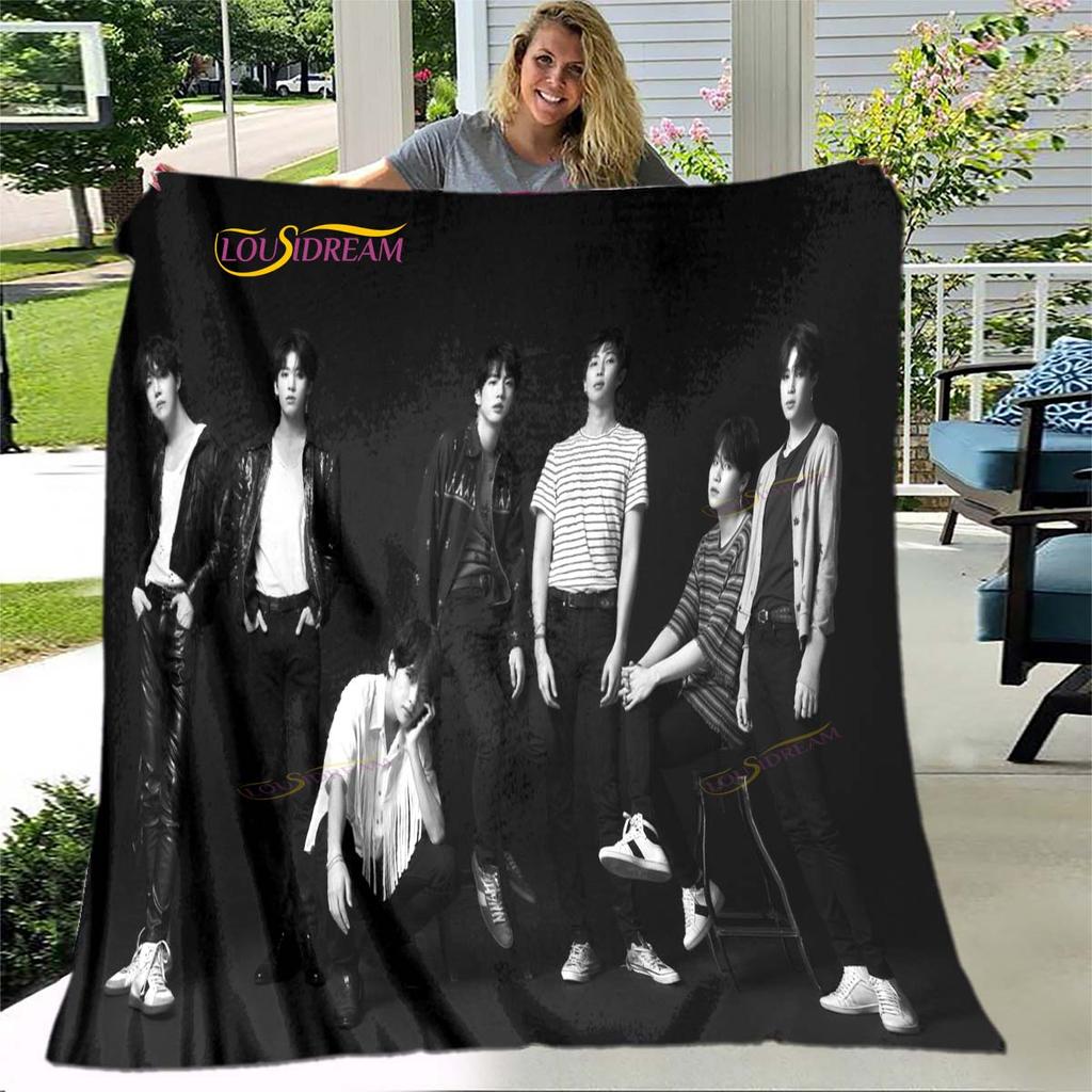 BTS 3D Kpop Bangtan Boys Couverture de lit Bureau Maison Randonnée Pique-nique Couette Épaisse Couvre-lit Tendance Couverture en Flanelle