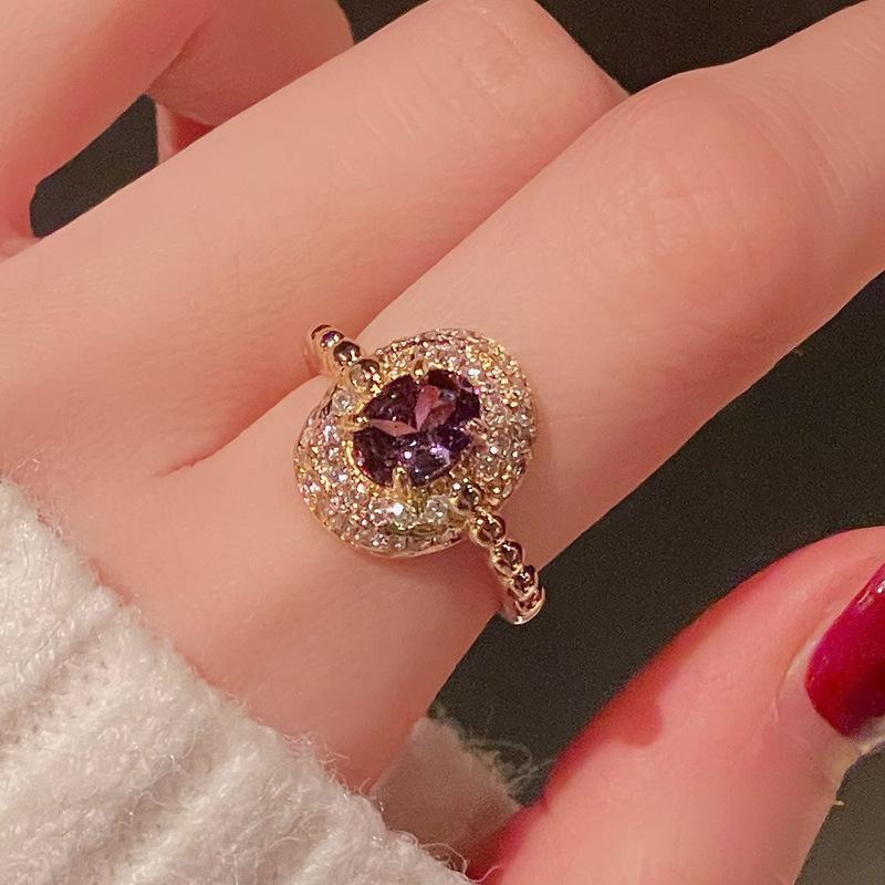 Purple Gas Donglai Medieval Style Love Purple Diamond Zir*****Pen Ring Luxury Heavy Industry Advanced Sense Personality Ring