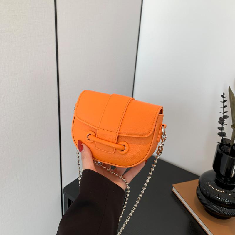 Stylish Mini Saddle Bag 2024 Spring Summer Chain Shoulder Crossbody Pu Bag Chic Design