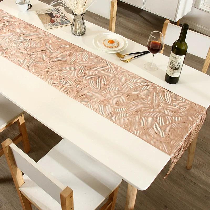 Leaf Hollow PVC Table Runner Bronzing Table Flag Non-slip Heat Insulation Placemat Dinning Table Mat Home Hotel Decor Tablecloth