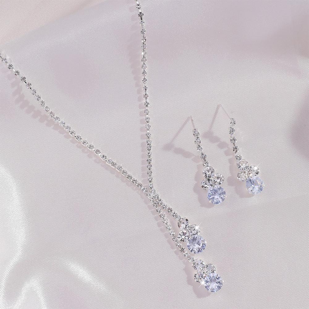 3 Piece Women Minimalist Fashionable Personalized High End Zircon Set With Sparkling Rhinestones Zircon Necklaces Earrings