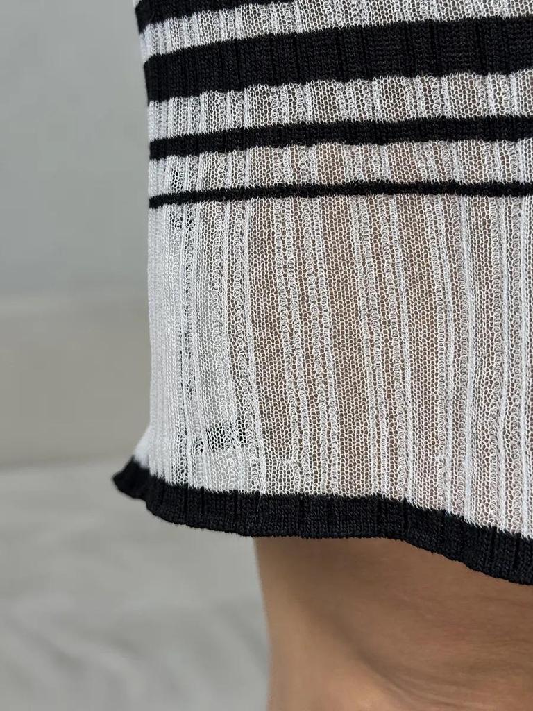 New Summer Color-Block Knitted Dress with Organza Splicing, Round Neck, and Mid-Length Bodycon Design