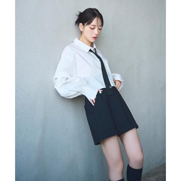 Jill by Jill Stuart Pearl Button Big Pocket Shorts