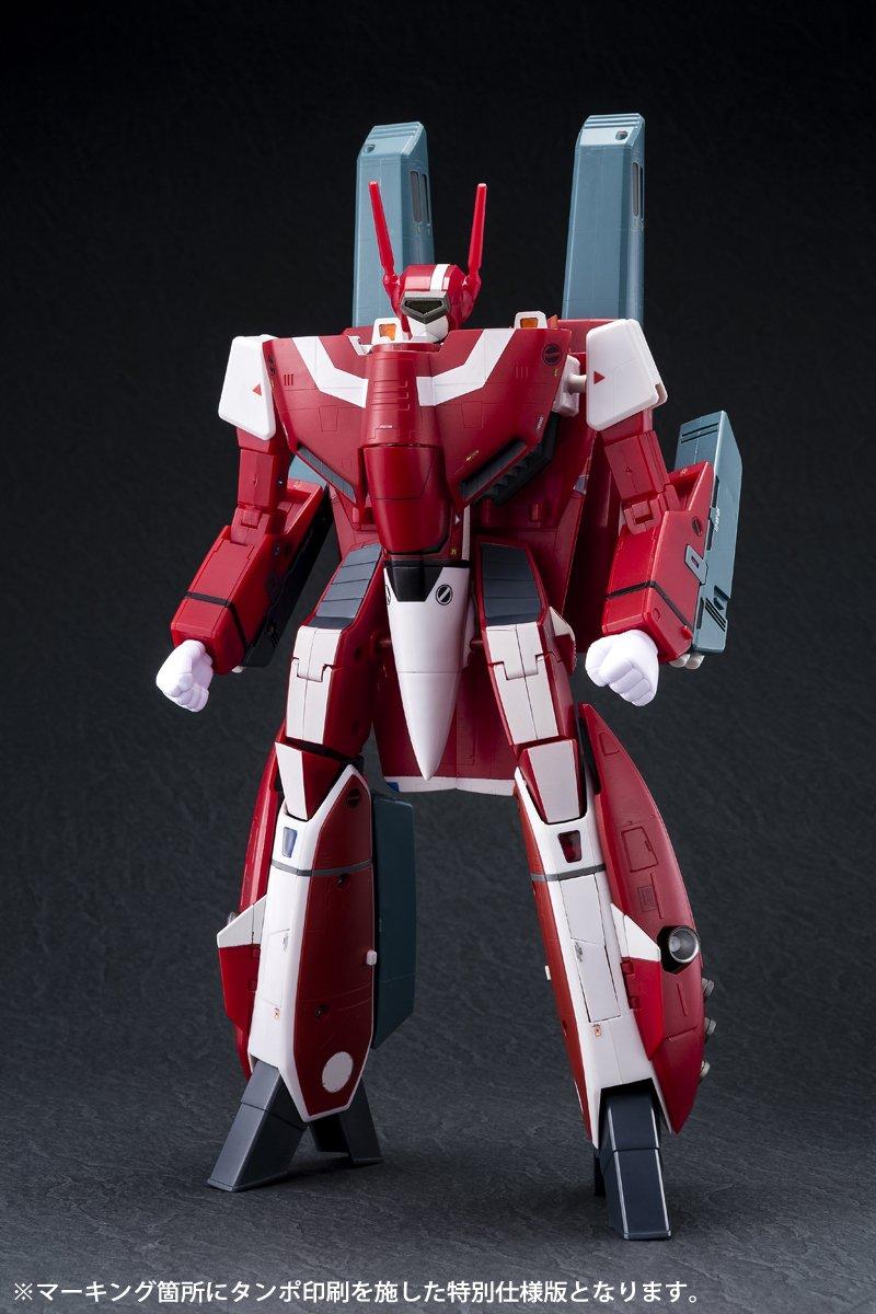 

Perfect Transformation Super Valkyrie Milia Genus PREMIUM FINISH 1/60 VF-1J F. красный