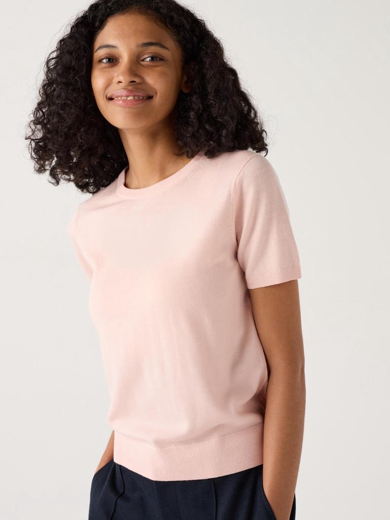 Uniqlo Merino Crew Neck Sweater  Short Sleeve 