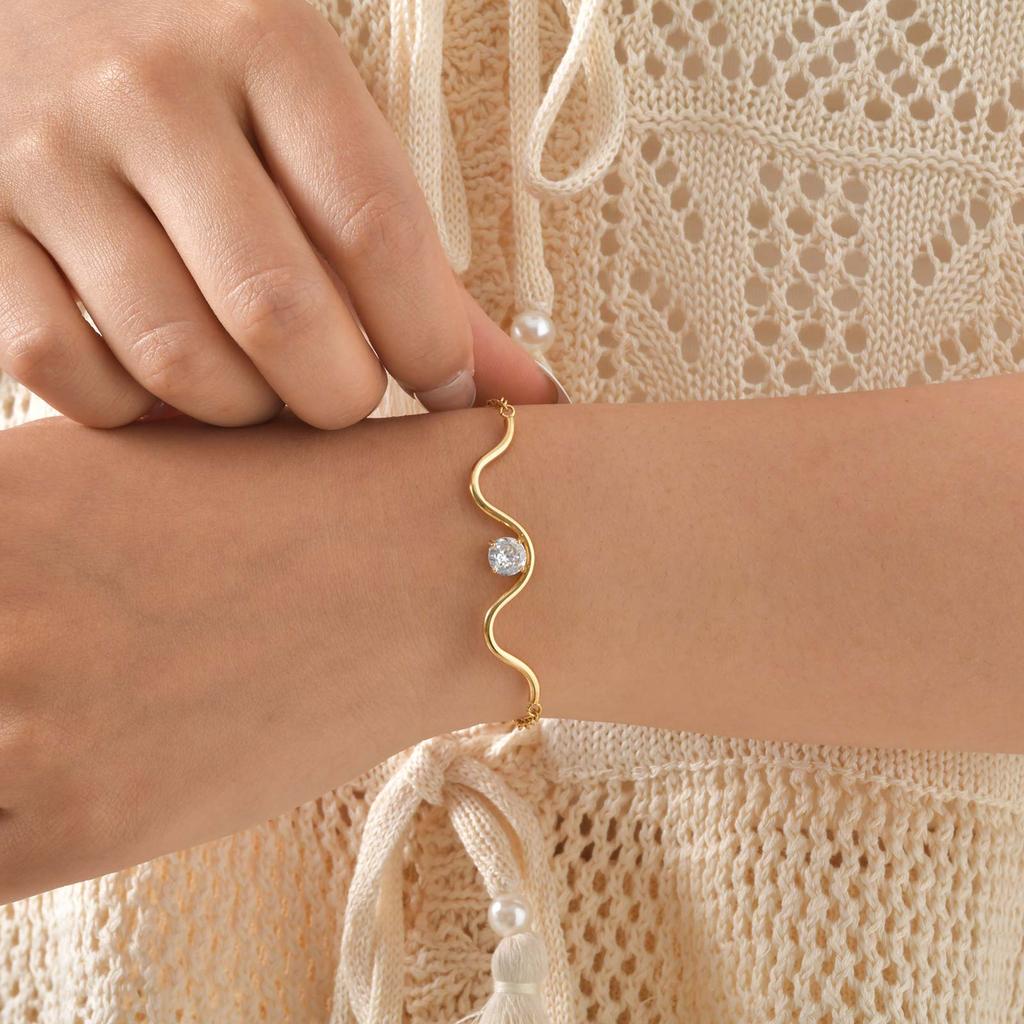 Dainty Wavy Bracelet with Round Zircon,Gold Plated Stainless Steel Flat Rolo Chain Bracelets for Women,Charm Jewelry Gift