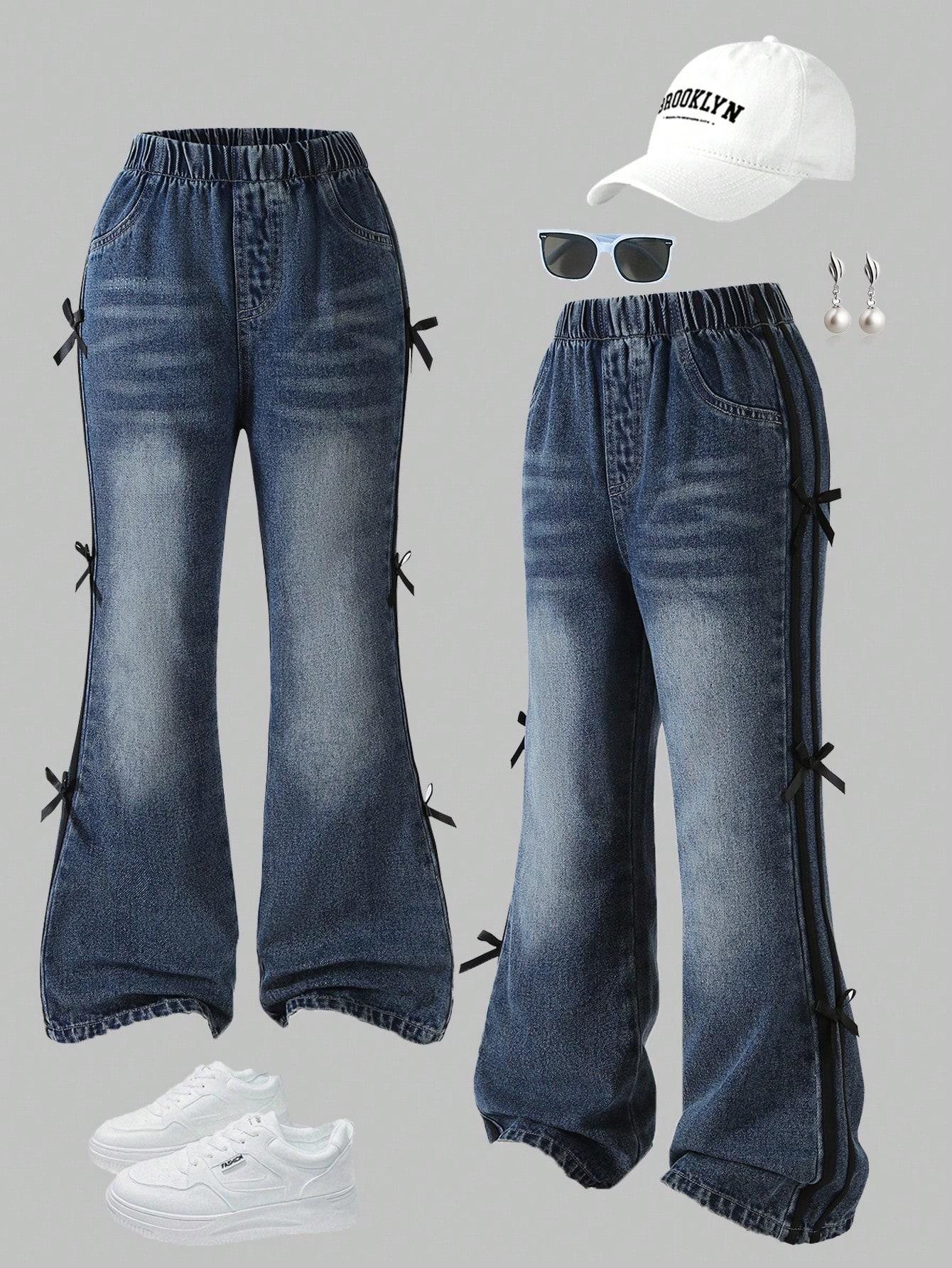 

Single-piece girls outdoor casual retro minimalist trendy washed dark flared jeans with side bow 3D decoration. 12Y темно-синього кольору
