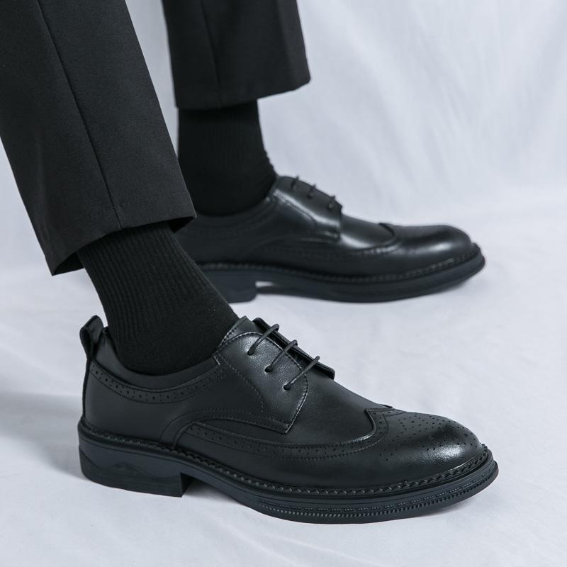 Spring and Autumn New Leather Shoes Men's Brock Business Dress Leather Shoes Men's Wedding Groom Shoes