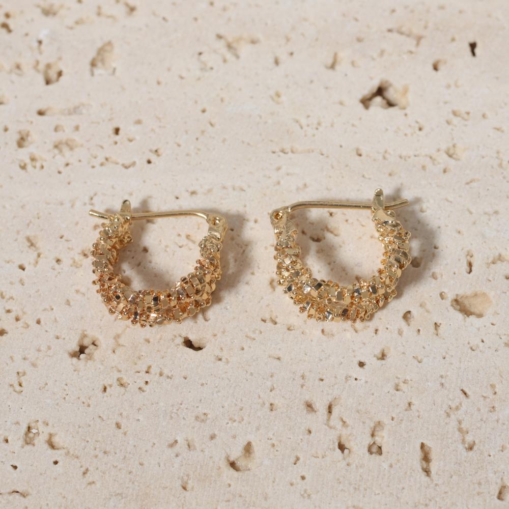 Golden Plated Hollow Zirconia Huggie Hoop Earrings for Women Jewelry Wedding Party Accessories