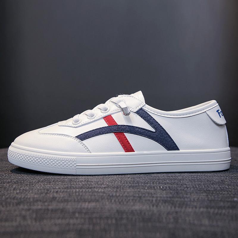 

Leather one-pedal soft-soled little white shoes women s summer 2025 flat-bottomed casual breathable board shoes ins versatile casual 35