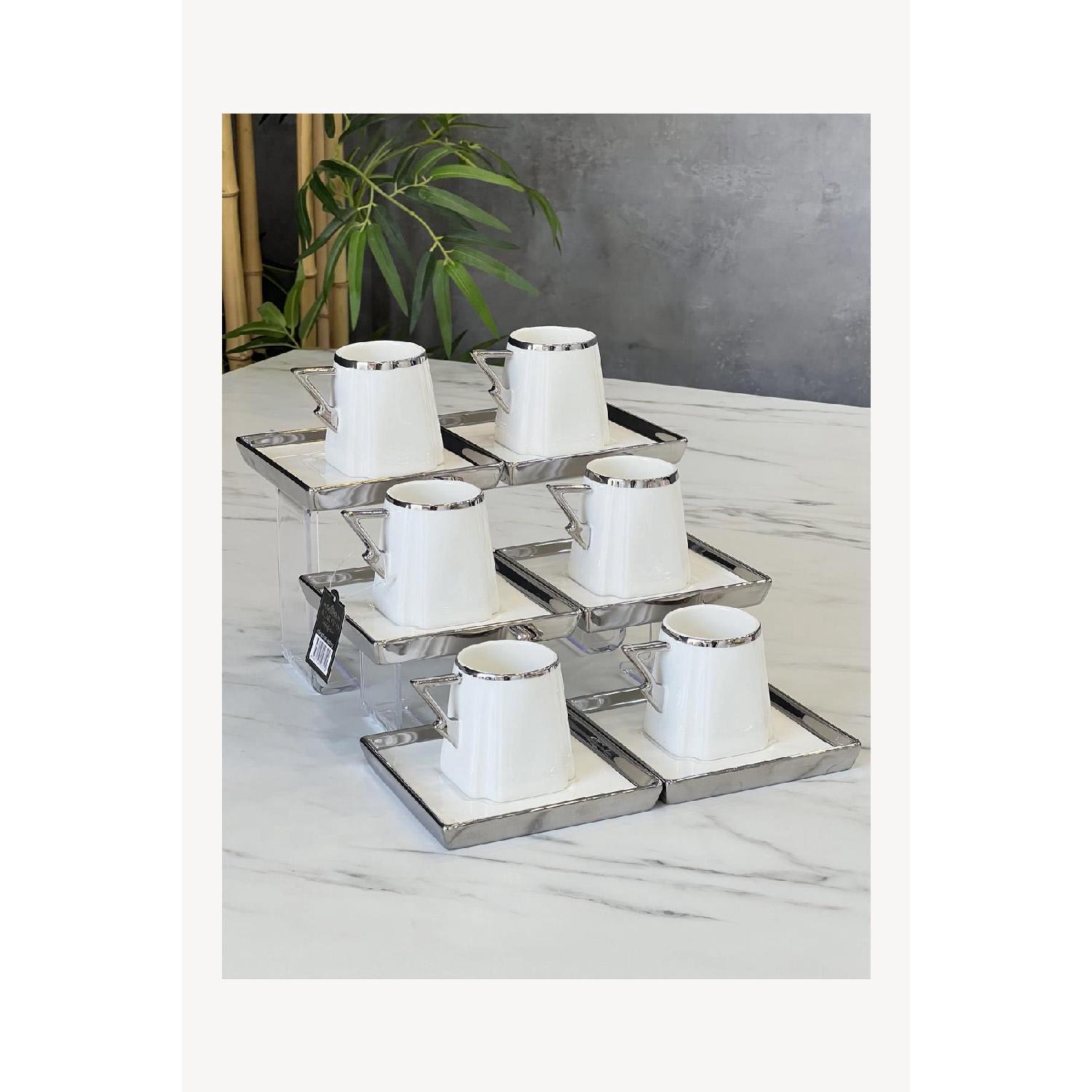 

Роскошный фарфоровый набор из 6 предметов Camillo, серебро