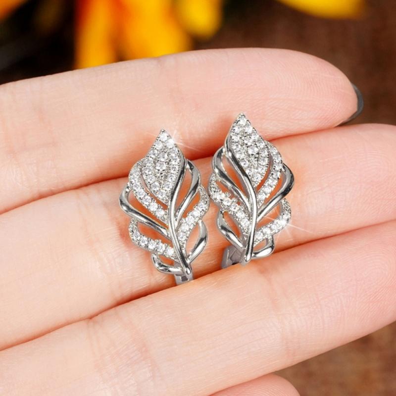 Huitan Aesthetic Hollow Leaf Design Women Hoop Earrings Fresh Style Party Lady Accessories Wedding Elegant Jewelry Inlaid CZ