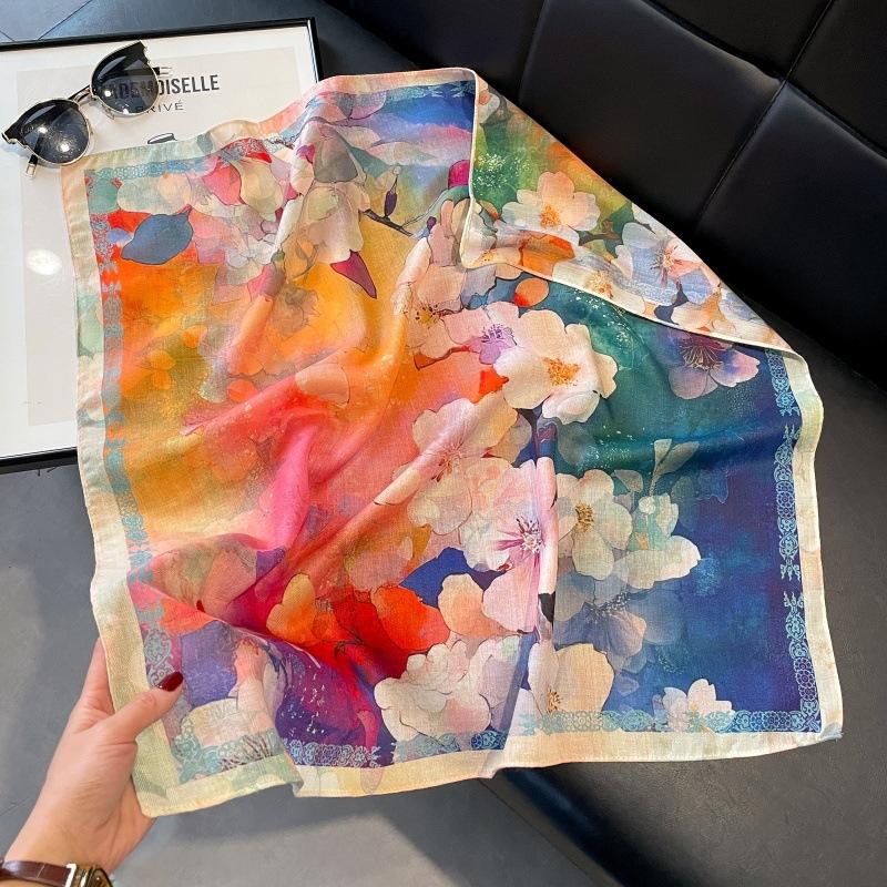 

70*70cm Double-sided Printing Square Head and Neck Scarf, Multipurpose Hair Wrap, Sleeping Wraps Bandana For Women, cotton and linen touch feeling 70x70cm