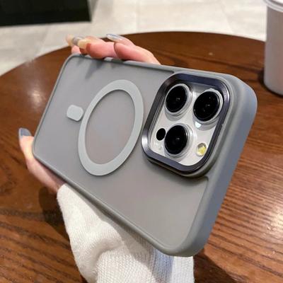 Matte stoßfeste magnetische Telefonhülle für iPhone 15 14 13 12 11 Pro Max Plus für Magsafe Wireless Charge Metallkameraringabdeckung