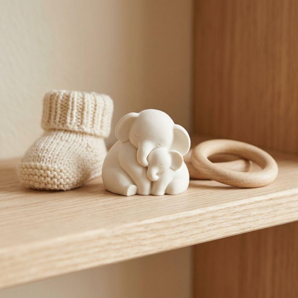 Cute Animal Mother Baby Elephant Statue Minimalist Parent Child Elephant Sculpture  Living Room