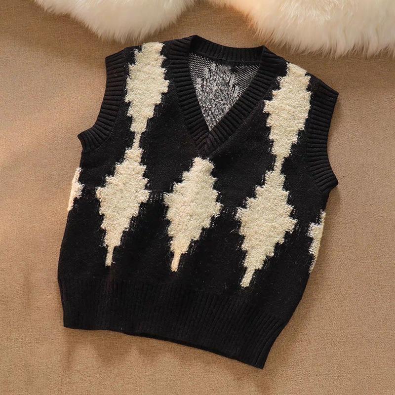 Fashion V-neck Argyle Printed Loose Women's Vest 2025 Spring and Autumn Sleeveless Elegant Knitted Pullover Sweater Tank Tops Female Clothing