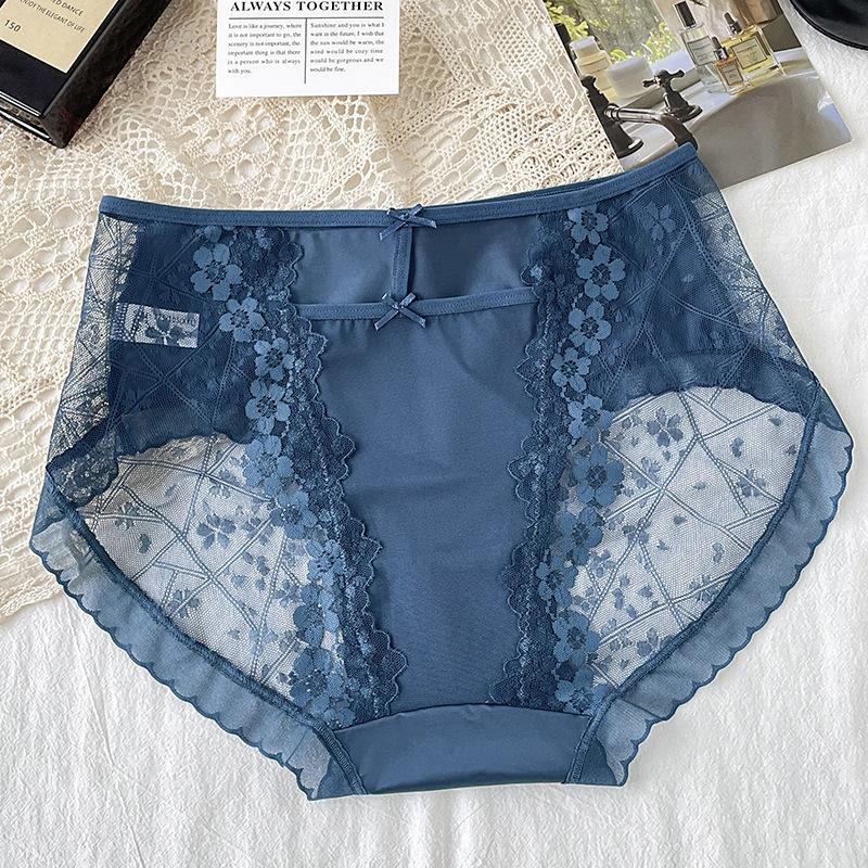 Women's Large Size Lace Comfortable Soft Hip Wrap Antibacterial Close Skin Underwear