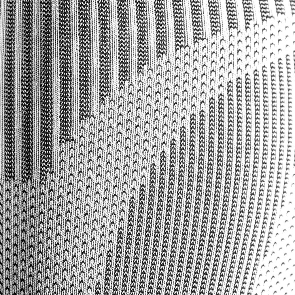 BAUERFEIND SPORTS COMPRESSION SLEEVES LOWER LEG Compression Sleeves Lower Sports Leg Sleeves for Made In Proper Compression Suppresses Muscle