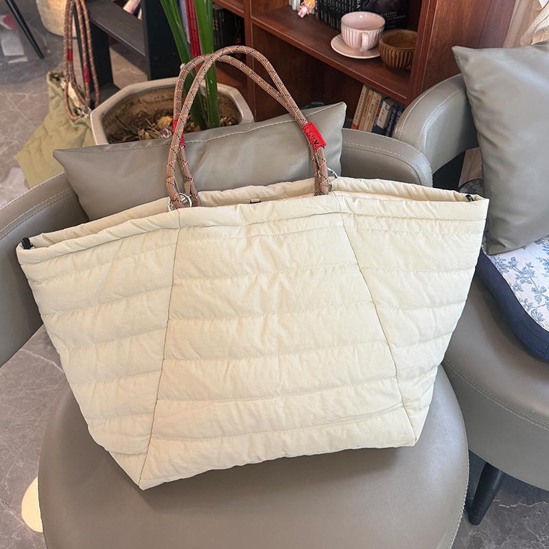 Quilted Padded Shoulder Bag Waterproof Nylon Large Capacity Tote Bag Women's Casual Lightweight Handbag Simple Shopping Bag