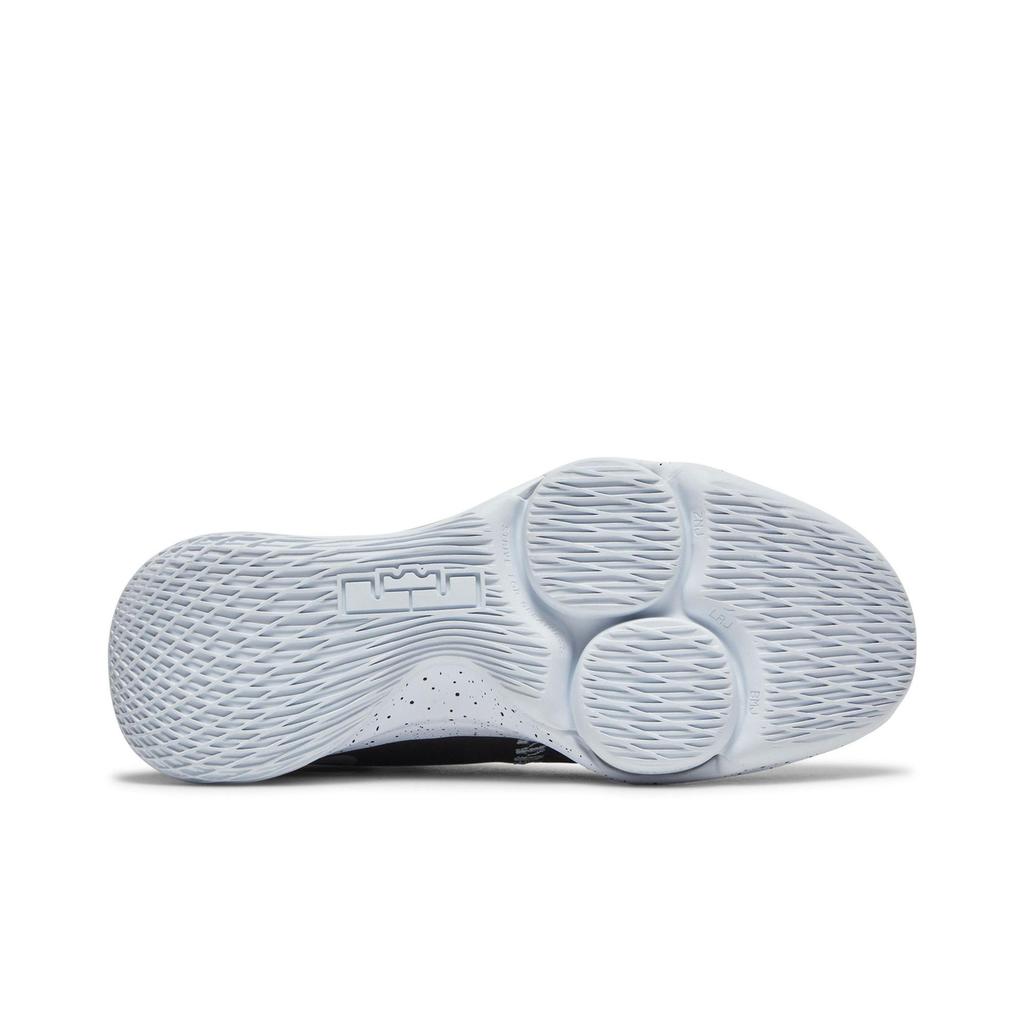 Nike LeBron Witness 5 'Black Metallic Silver' (Unisex) Black / White / Metallic Silver Basketball Shoes CQ9380 001